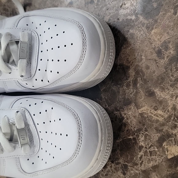 Nike Air Force 1 LE (GS) Triple White Men's 8.5 - Picture 8 of 8